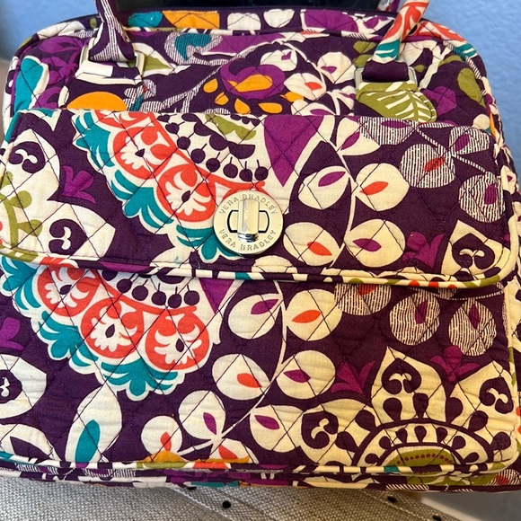 Vera Bradley Vintage Grand Weekender Carry Bag - Picture 2 of 7